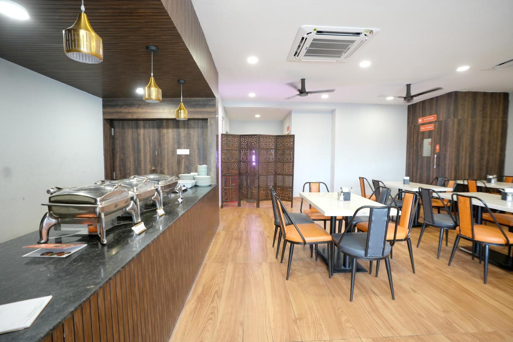 Viola Suites Hyderabad Eksteriør bilde