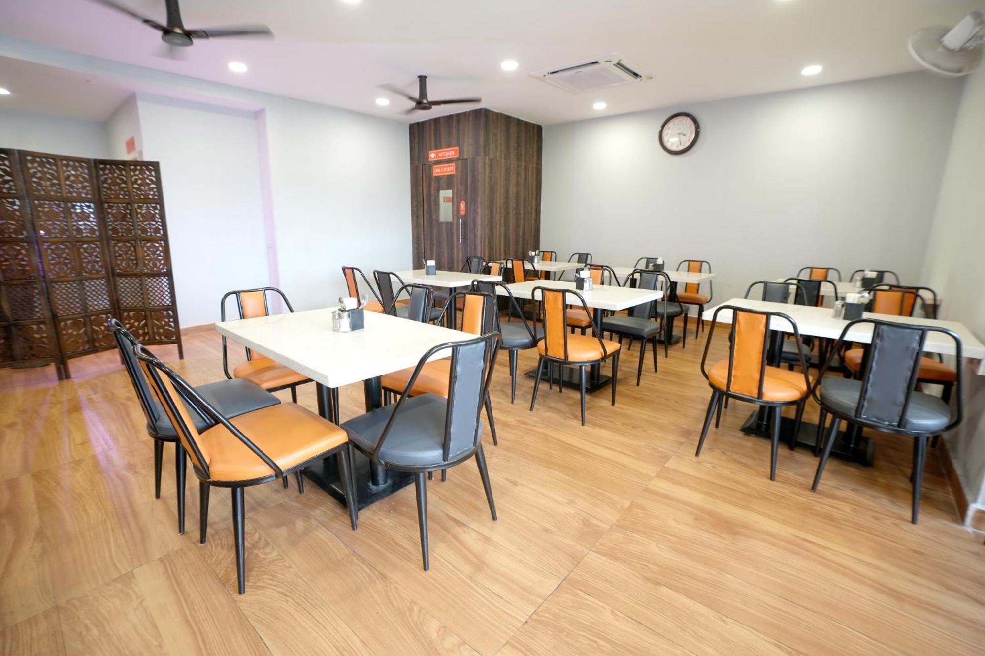 Viola Suites Hyderabad Eksteriør bilde