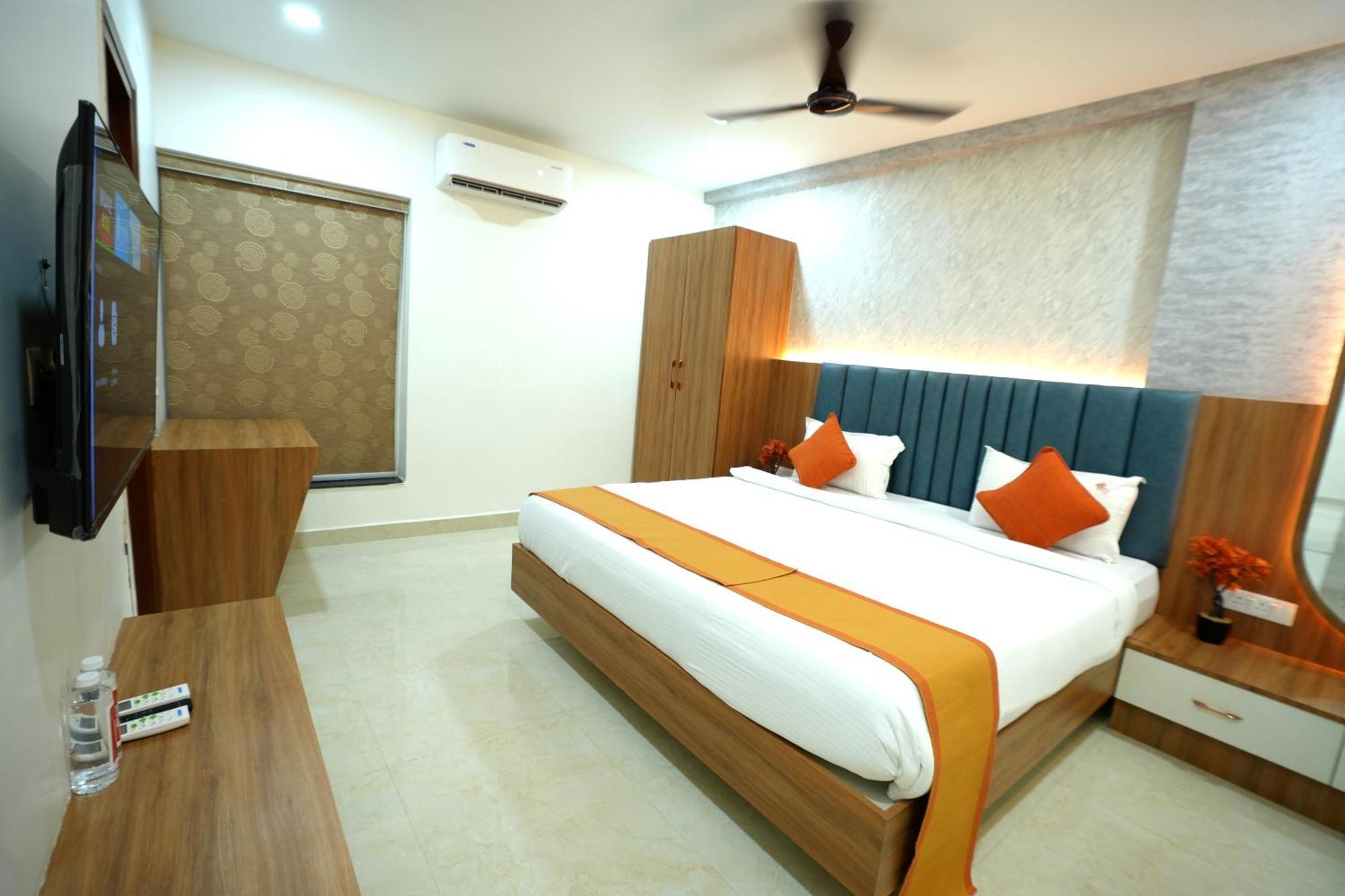 Viola Suites Hyderabad Eksteriør bilde
