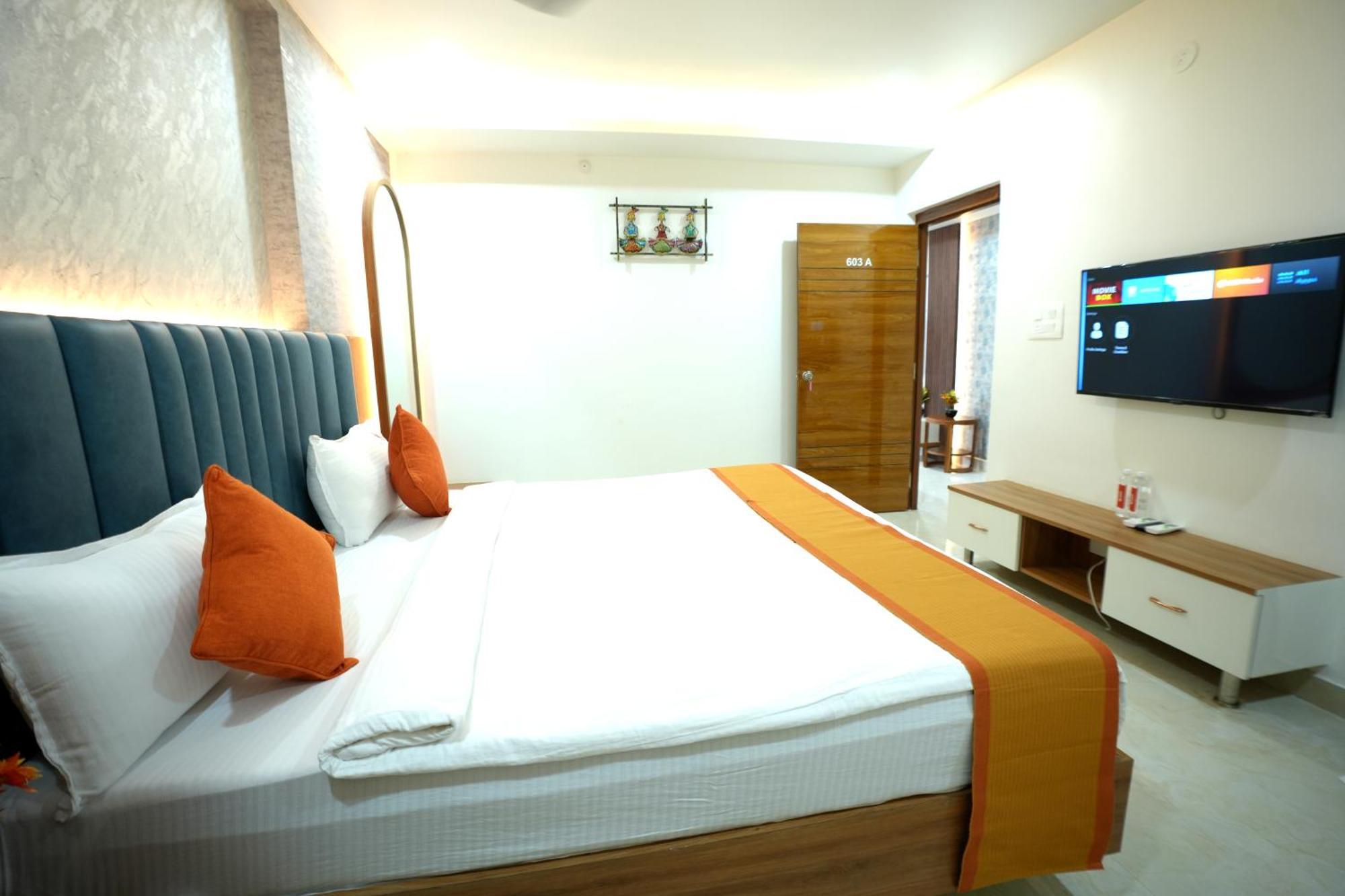 Viola Suites Hyderabad Eksteriør bilde