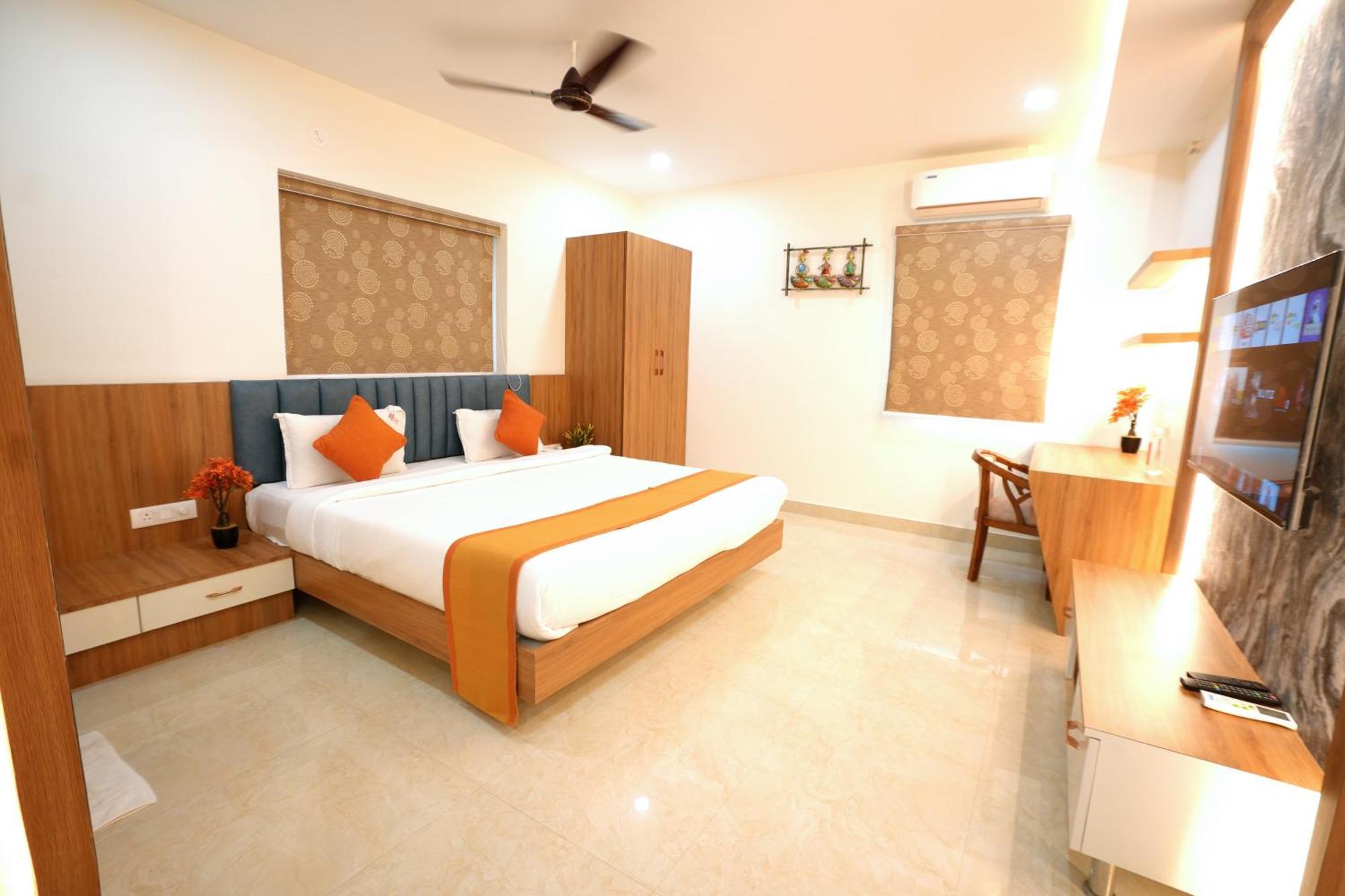 Viola Suites Hyderabad Eksteriør bilde