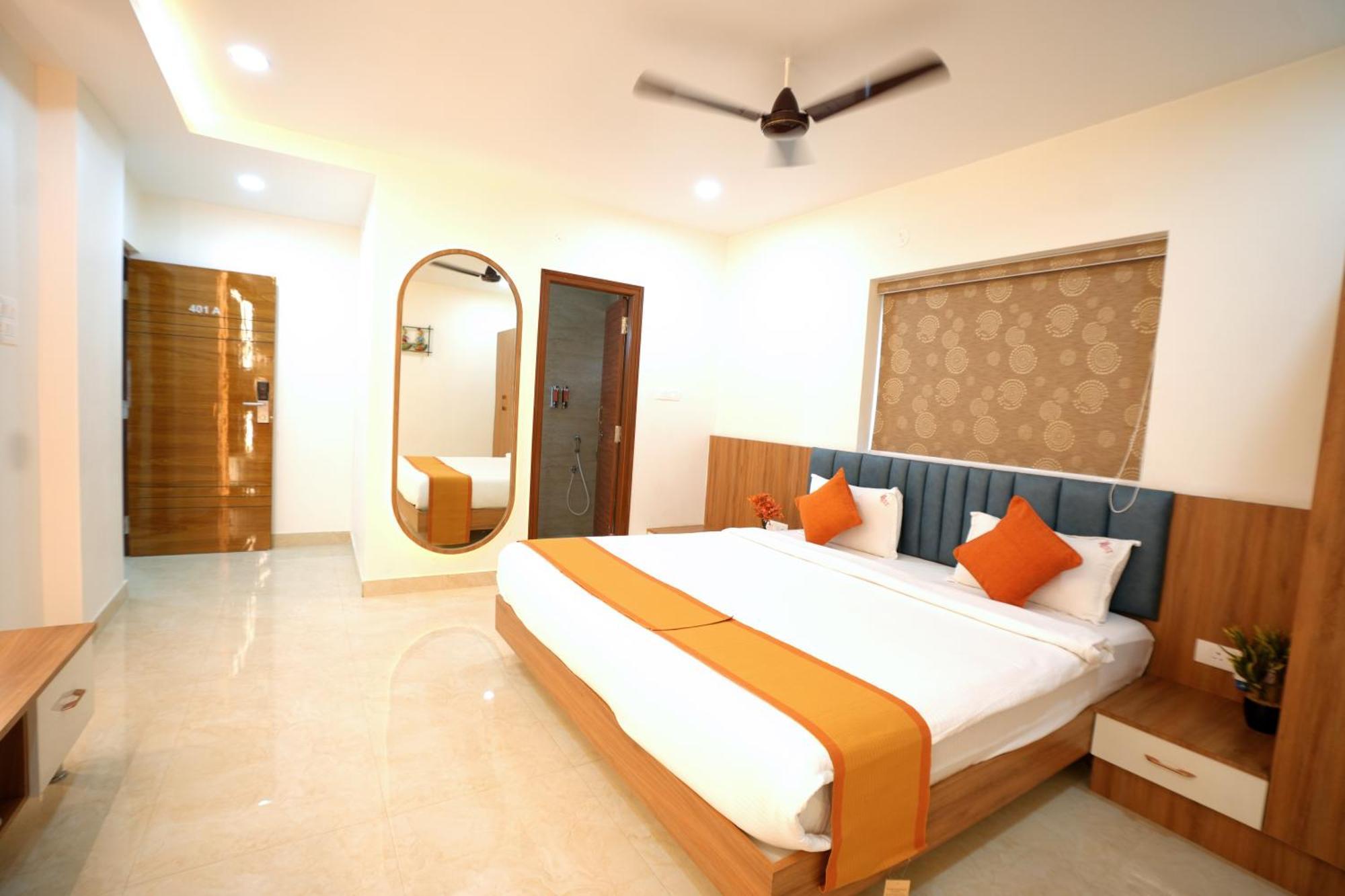 Viola Suites Hyderabad Eksteriør bilde
