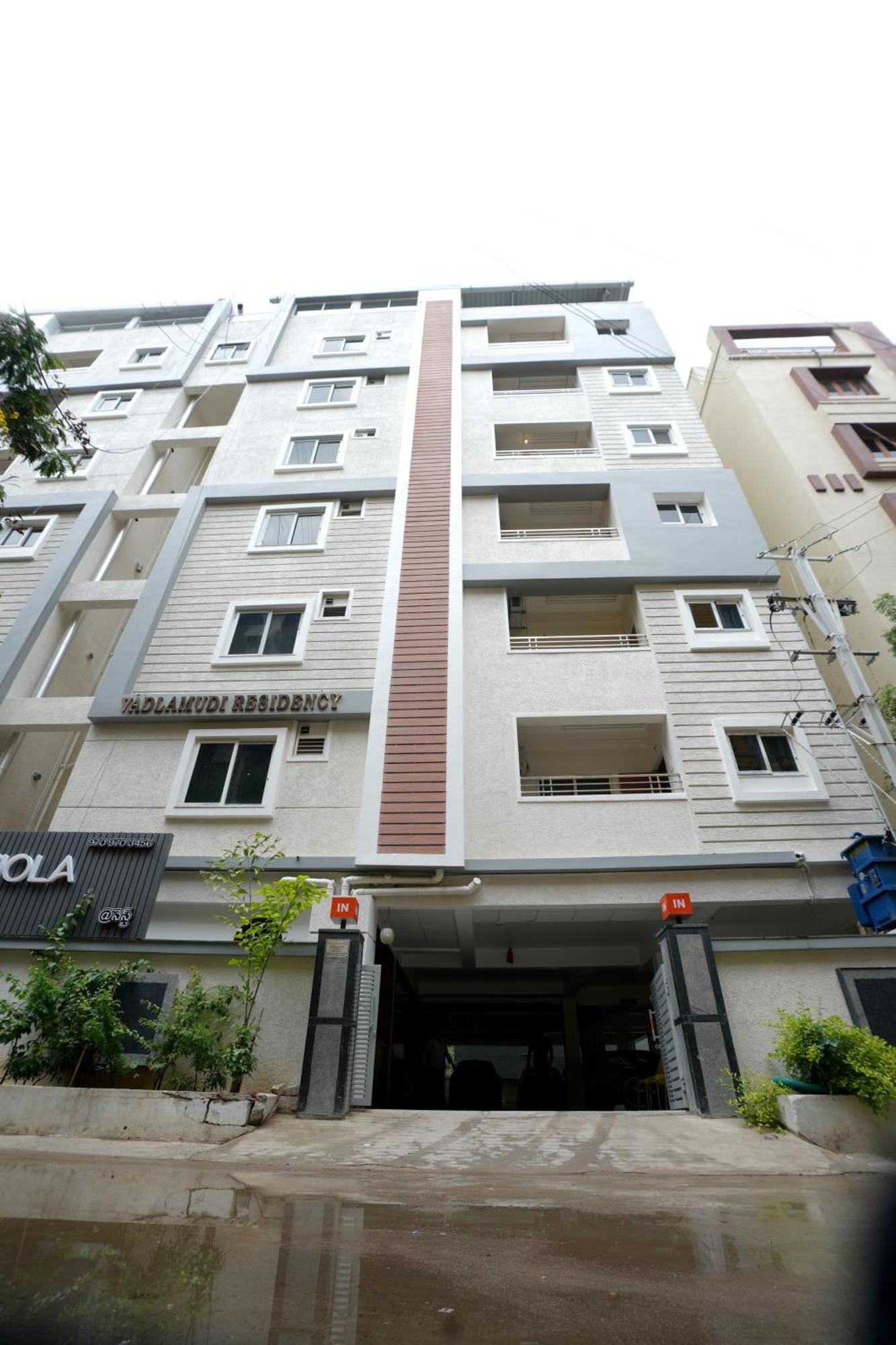Viola Suites Hyderabad Eksteriør bilde