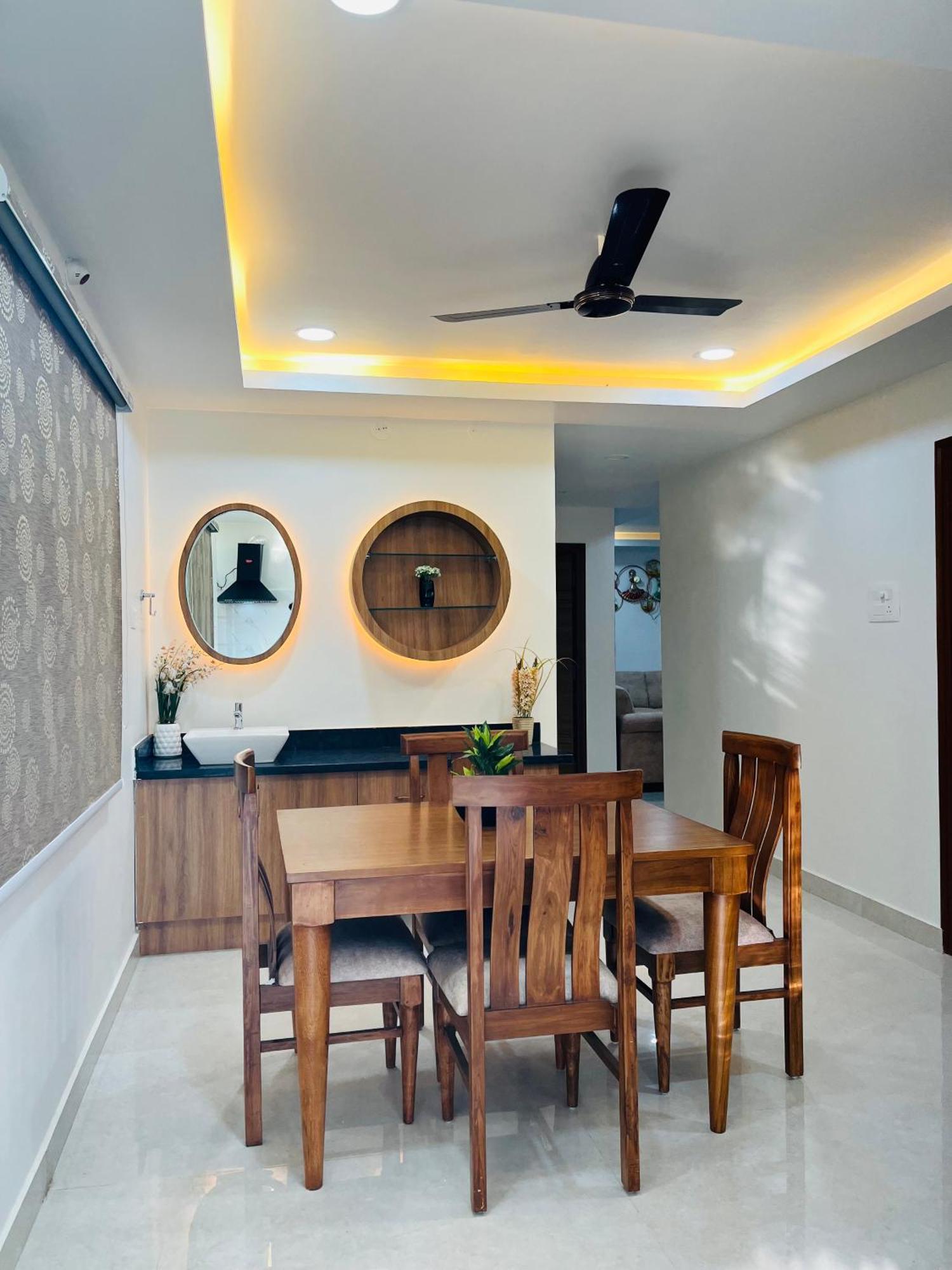 Viola Suites Hyderabad Eksteriør bilde