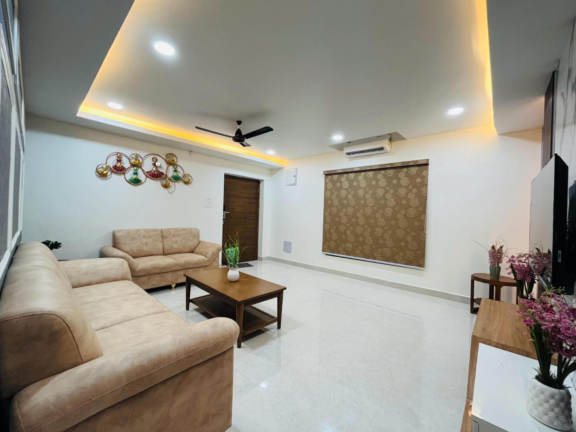 Viola Suites Hyderabad Eksteriør bilde