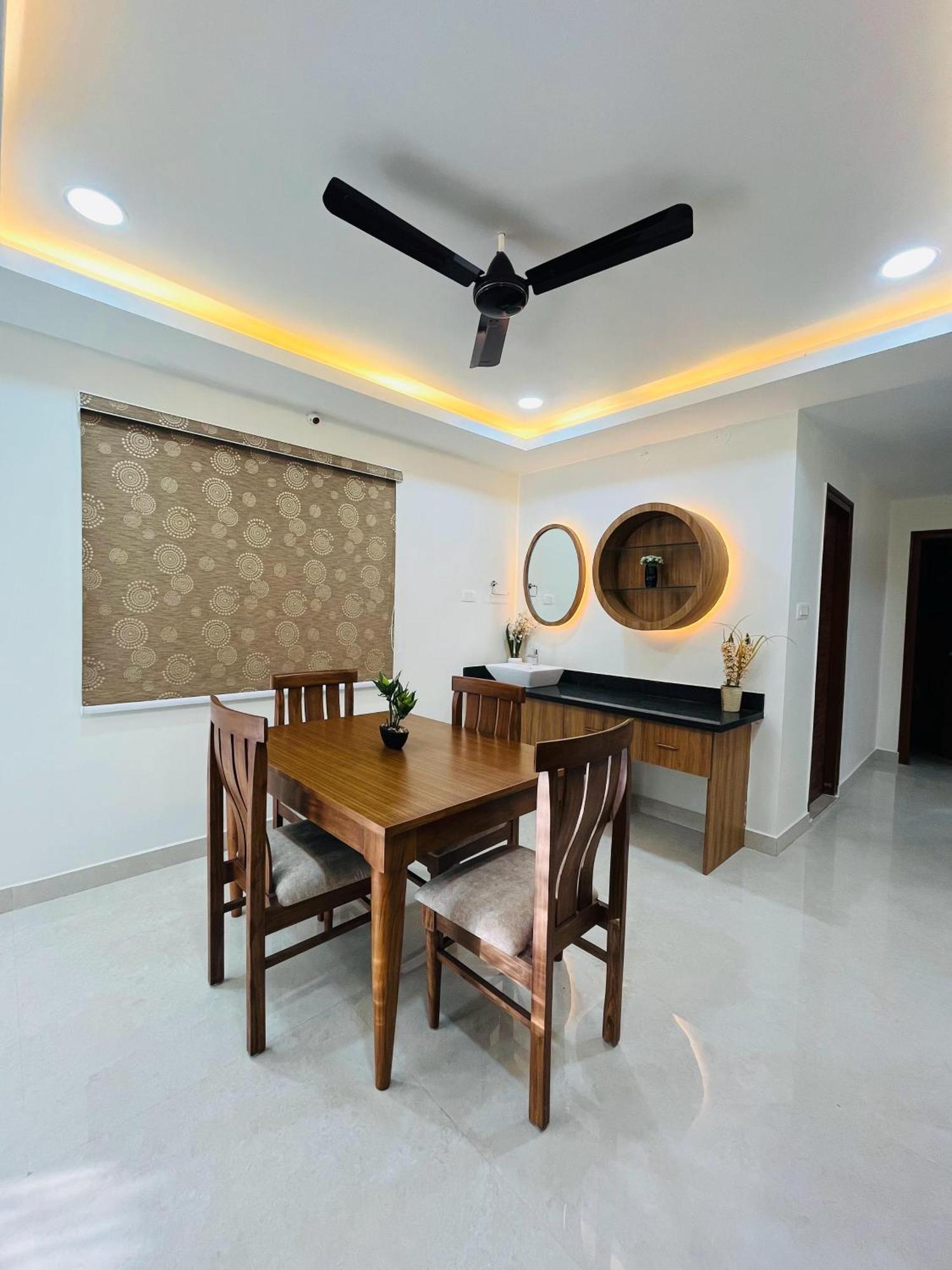 Viola Suites Hyderabad Eksteriør bilde